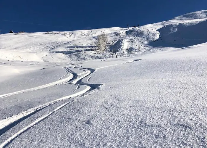 Gletscher & Fluss 公寓 *